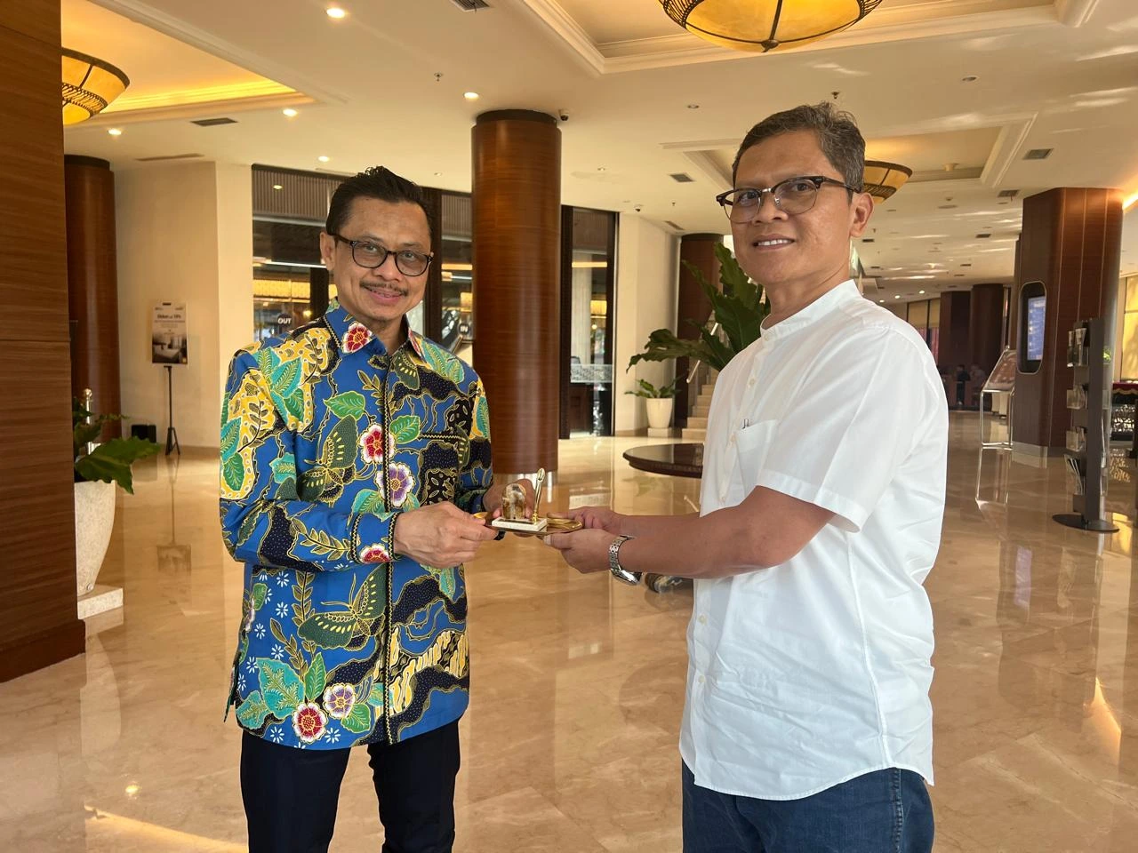 Dimulti Signs MoU for Overseas Program to America